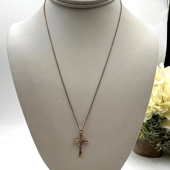 RJ Sterling Silver Vermeil Diamond Heart Cross Pendant Cable Chain Necklace - Picture 2 of 7